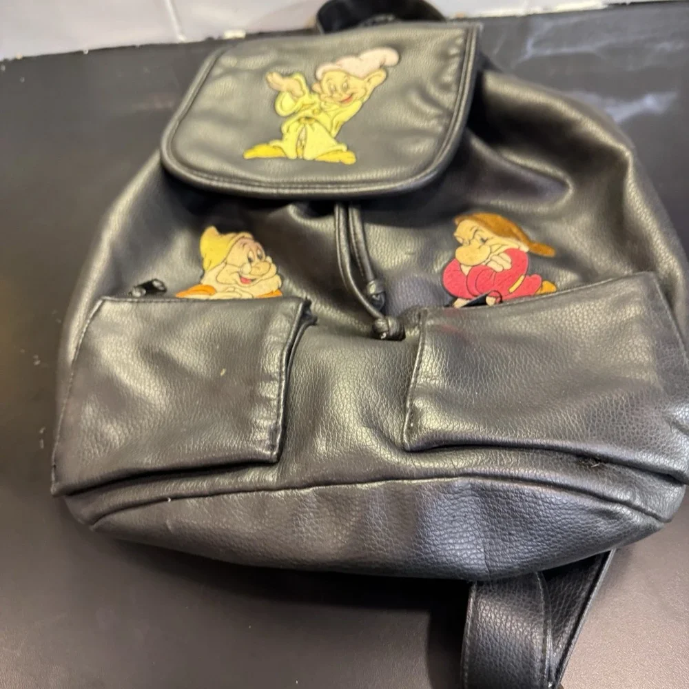 Disney Backpack Drawstring Snow White & the Seven Dwarfs‎ Bashful Grumpy Doc VTG